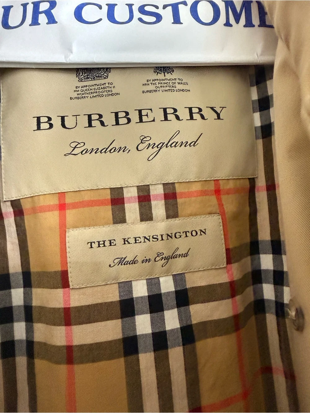 Burberry Beige and Black Plaid Kensington Trench Lining - Picture 2 of 5